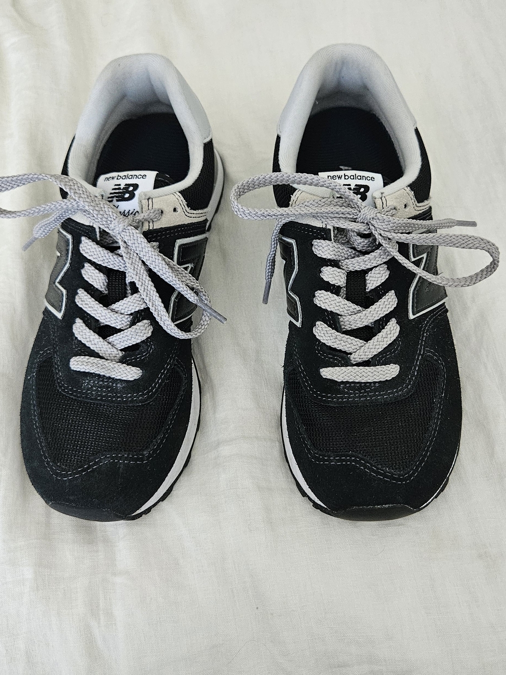 Womens New Balance Black & White 574 Retro Runner Size 8.5 Excellent Condition - Picture 6 of 6